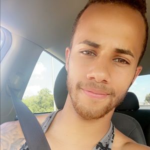 Meet your Posher, Jsaquan